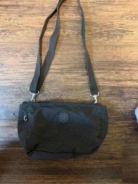 Black Crossbody Shoulder Bag - Casual Everyday Carry